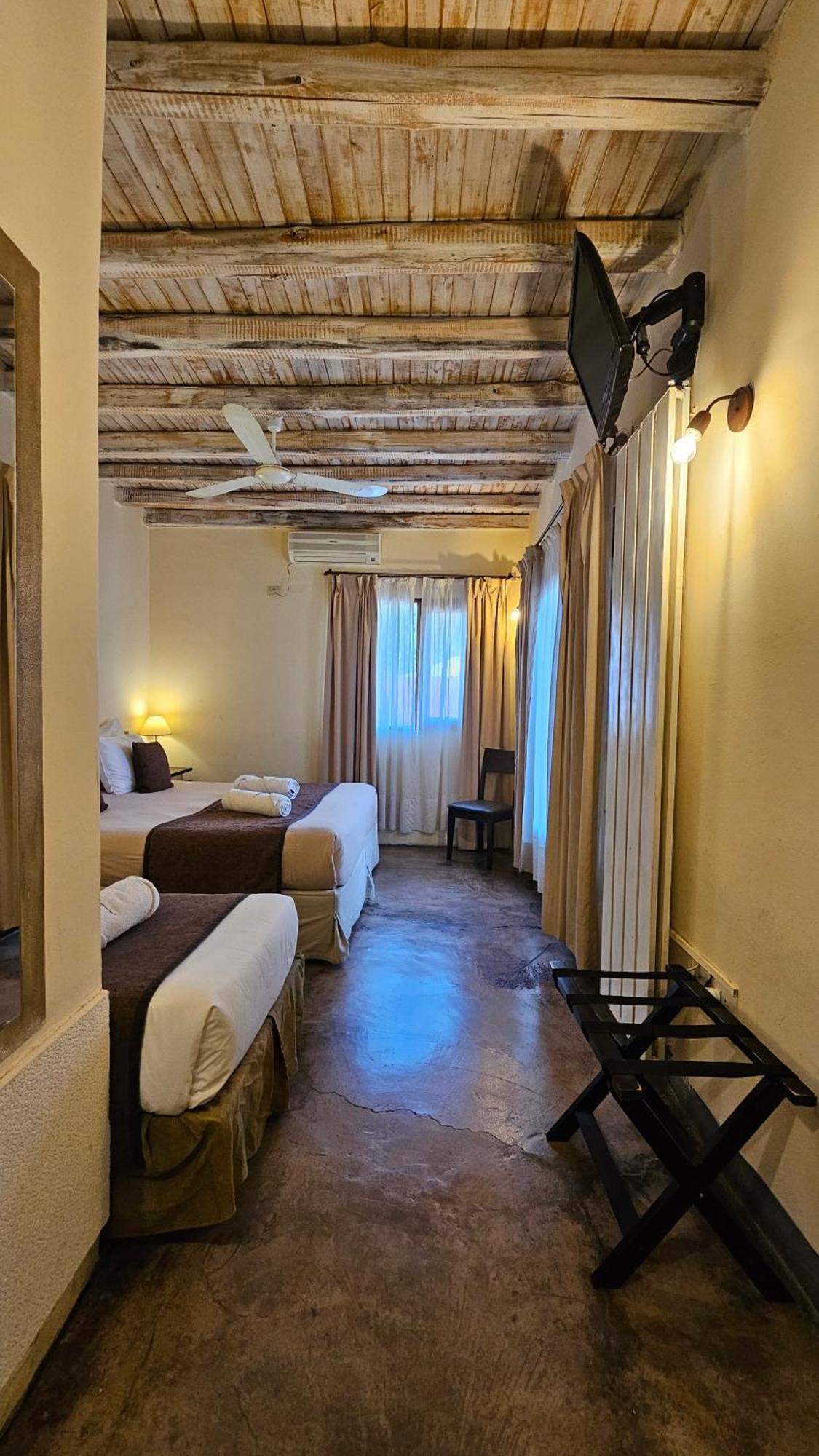 Posada Borravino Chacras de Coria Luaran gambar